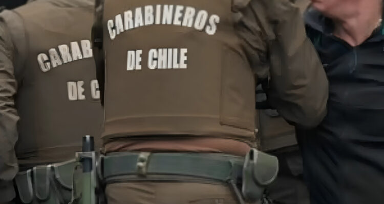 “Al primer paco culiao que entre lo voy a matar”: cárcel para sujeto que agredió a carabineros en PAC