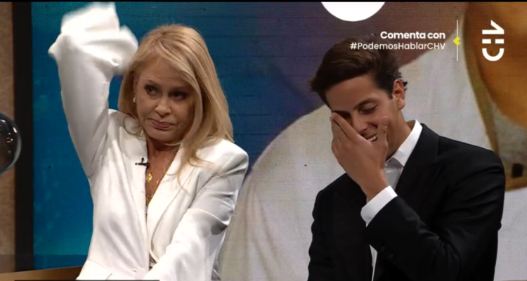 Cecilia Bolocco junto a su hijo Máximo Menem en Podemos Hablar donde se refirió al “Boloccazo”