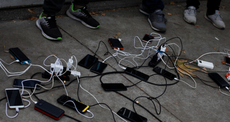 Además de energía eléctrica: hay más de 2 mil estaciones de telecomunicaciones con daño en 10 regiones