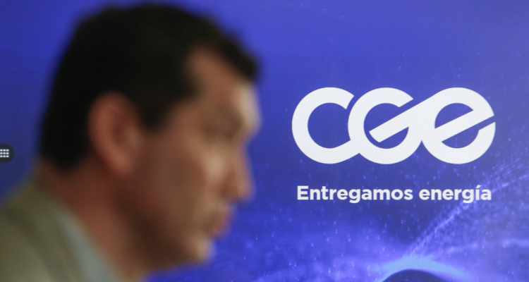 CGE se defiende de las críticas y afirma que “infraestructura en Chile no está a la altura”