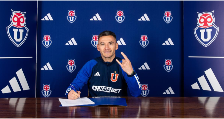 Charles Aránguiz retorna a Universidad de Chile.