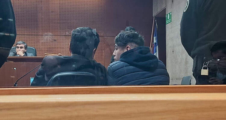 Chileno (21) queda en prisión preventiva acusado de un homicidio y otros dos frustrados en La Pintana
