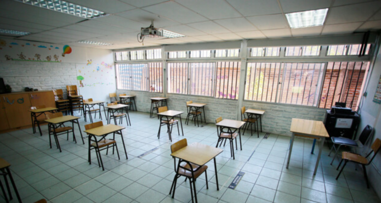 Suspenden clases en establecimientos públicos de siete comunas de Los Lagos