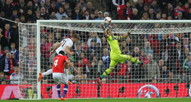 Jean Beausejour revela el día en que Claudio Bravo dejó ‘asombrado’ a Europa.