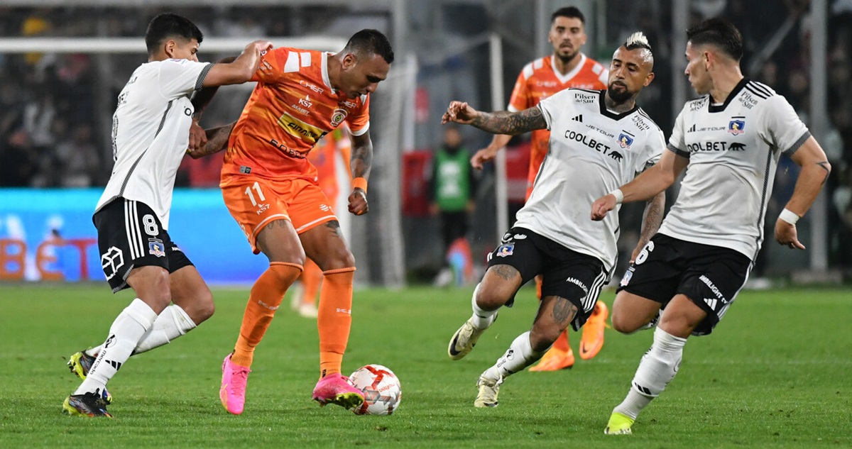 Cobreloa recibe a Colo Colo por el Campeonato Nacional 2024.