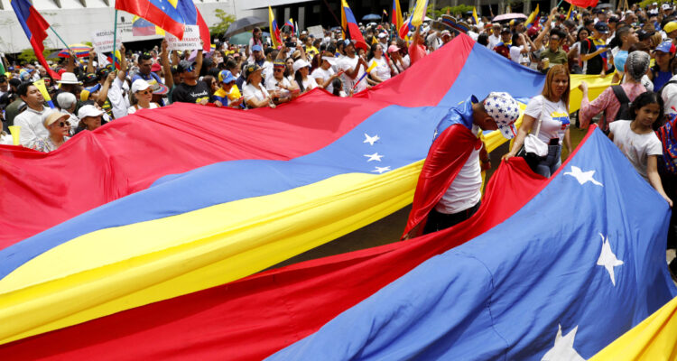 Comisión de RREE de la Cámara repudia “acciones represivas y vulneratorias de los DDHH” en Venezuela