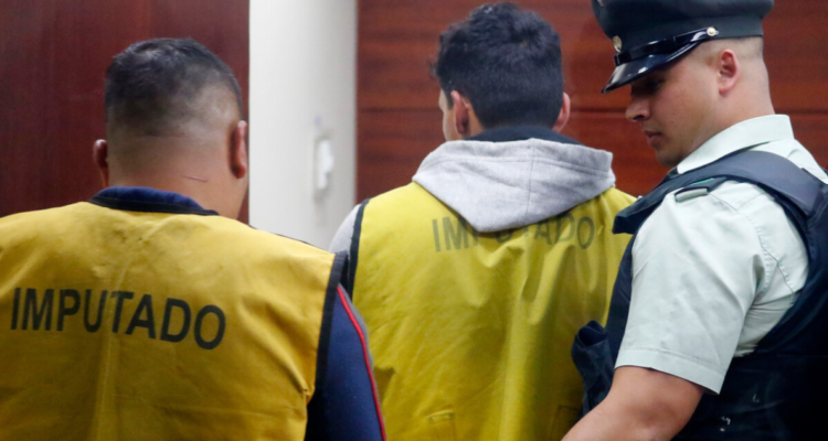 Hasta 35 años de cárcel arriesgan tres sujetos acusados de homicidio consumado y frustrado en Lota