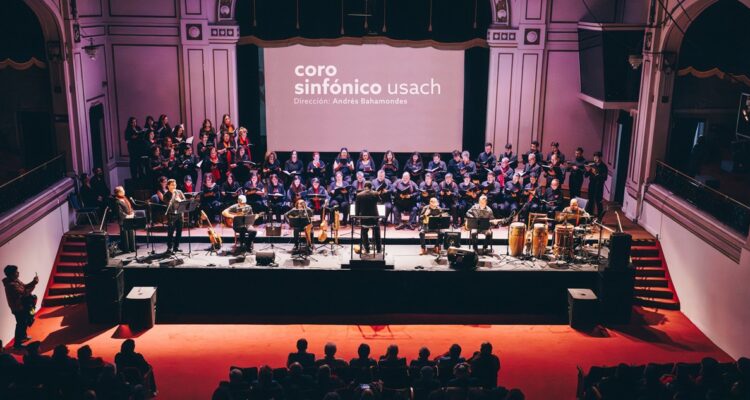 Coro Sinfónico Usach en Teatro Aula Magna