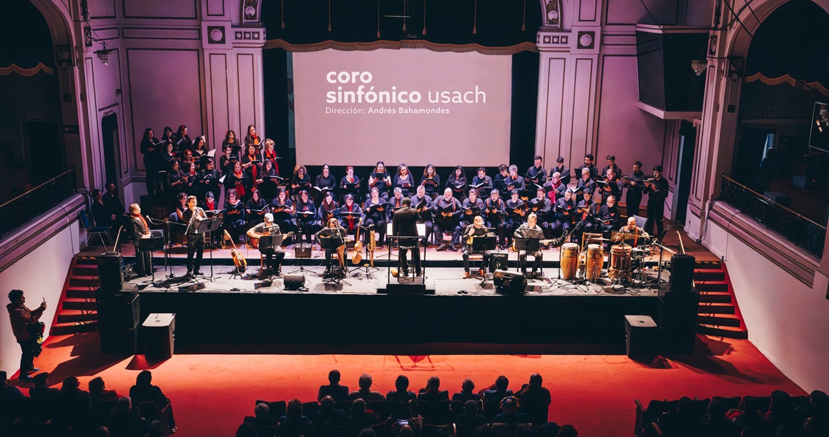 Coro Sinfónico Usach en Teatro Aula Magna