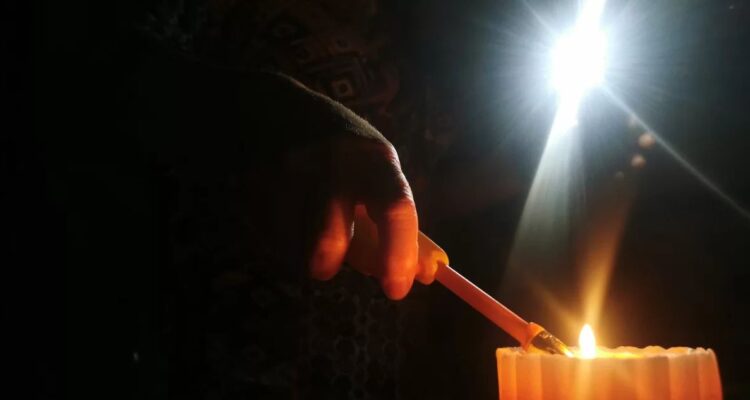 CGE cifra en más de 61 mil clientes sin luz en la región Metropolitana por paso del sistema frontal