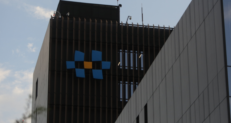 Ante crisis de presupuesto: Hospital Félix Bulnes suspende servicios por falta de recursos