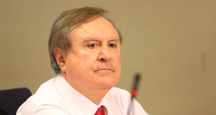 Crisis de seguridad: Moreira (UDI) pide al Gobierno que motive el ingreso de jóvenes a Carabineros