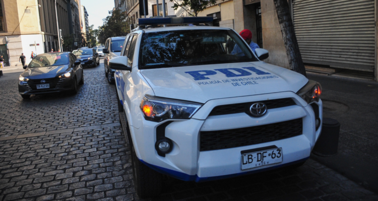 PDI detiene a dos personas por robo con homicidio tras falsa venta de casa rodante en La Pintana