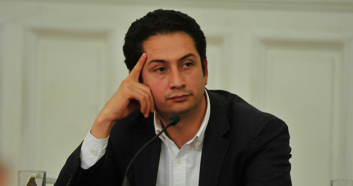 Imagen de Diego Ancalao por Caso Convenios y el gobernador Vallespín