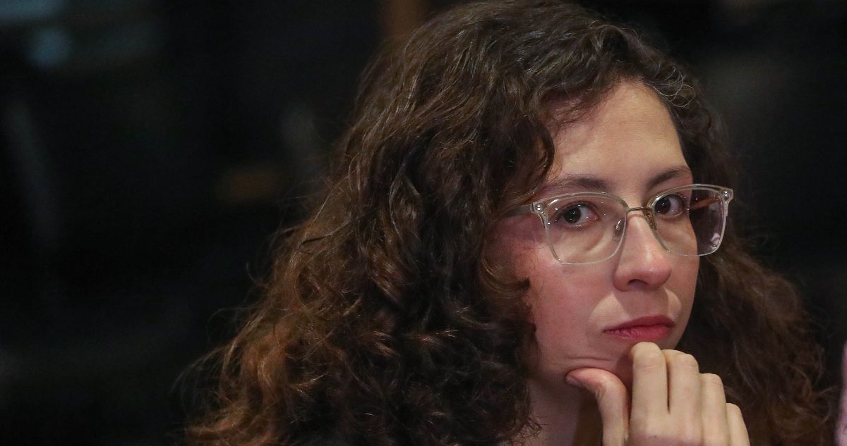 Yeomans y eventual candidatura de Bachelet: “Felices iremos a defender nuestras ideas en ese gobierno”