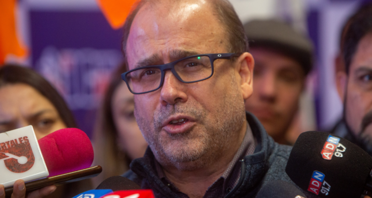 Diputado Undurraga anuncia solicitud a la SEC para dar término a la concesión con Enel