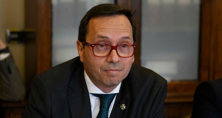 PDI dice que jefatura regional de O’Higgins tenía indicios desde julio sobre todo a empresa de valores