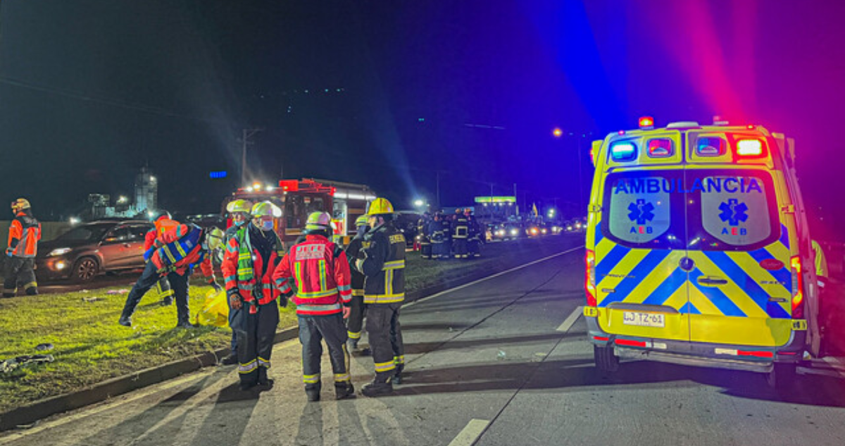 Grave accidente en Valdivia deja cuatro personas con lesiones graves: chofer conducía ebrio