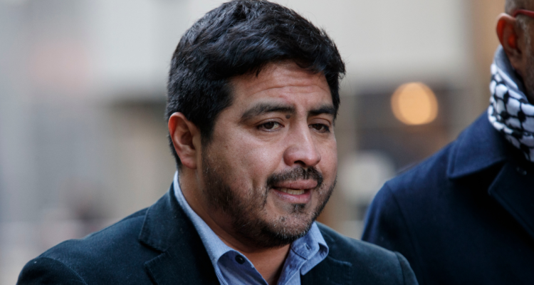 Bancada PS pide evaluar término de concesión a empresas eléctricas tras extensión de corte de luz