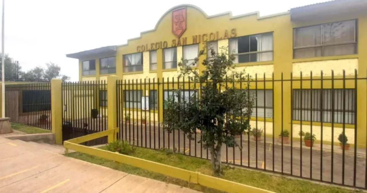 Peritos de la PDI indagan denuncia de intento de envenenamiento de estudiante en colegio de La Serena