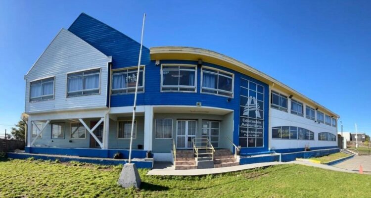 evacuan estudiantes por balacera en cercanías de colegio en Puerto Montt