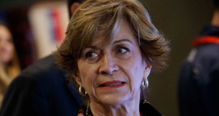 Matthei responde críticas del oficialismo por viaje a Los Lagos: “Da un poquito de risa, de pena”