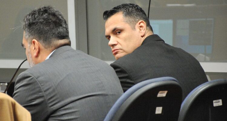 Previo a audiencia por caso Gustavo Gatica: defensa de Claudio Crespo acusa firmas falsas desde la PDI