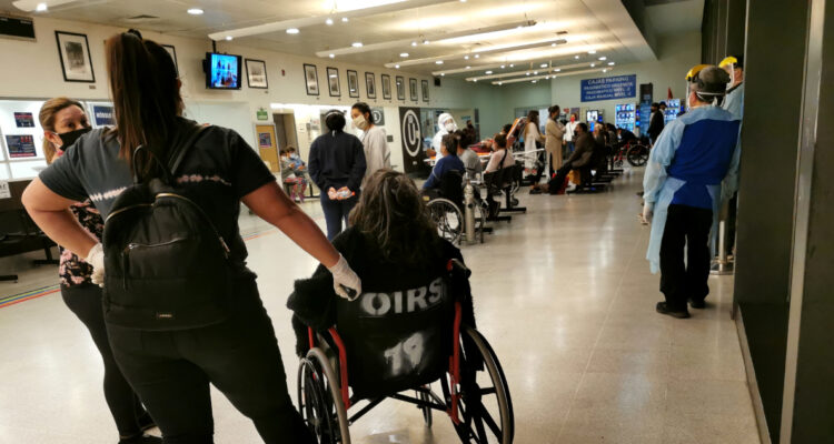 Diputados RN piden a Fiscalía investigar “falsos fallecidos” en hospitales de Talca y Antofagasta