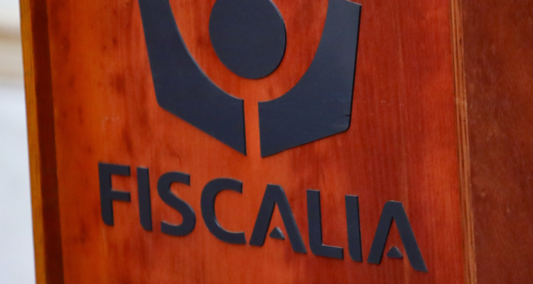 Logo de Fiscalía por petición de pena de cárcel para acusado por homicidio de comunero en Villarrica
