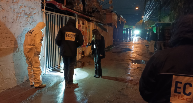 Indagan brutal homicidio en Pedro Aguirre Cerda: joven fue asesinado a balazos en plena vía pública