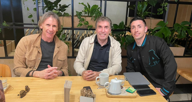 Gareca de gira por Argentina: visitó a seleccionados de Huracán y adelantó fecha para próxima nómina