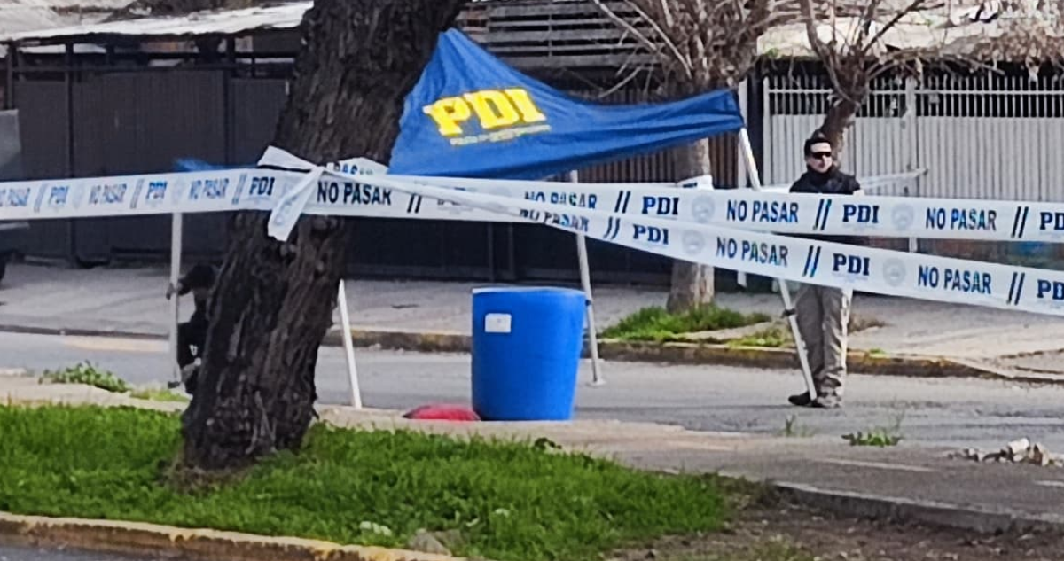 Hallan cadáver dentro de un tambor en plena vía pública en La Pintana