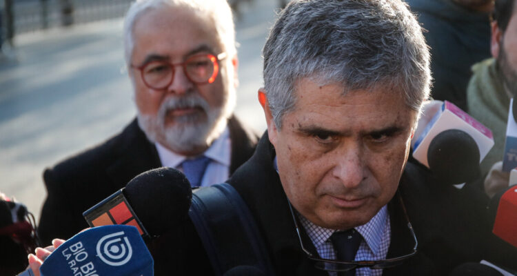Abogado Hermosilla destaca colaboración en el Caso Audio: “El celular de Luis no tiene nada borrado”