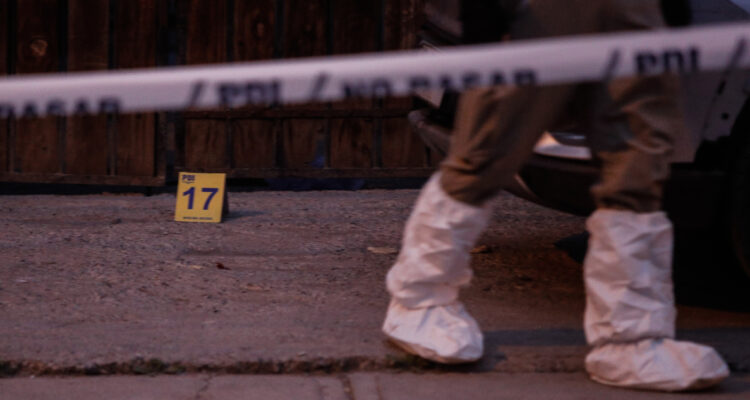 Tres homicidios durante las últimas 24 horas en la RM: todos perpetrados con armas de fuego