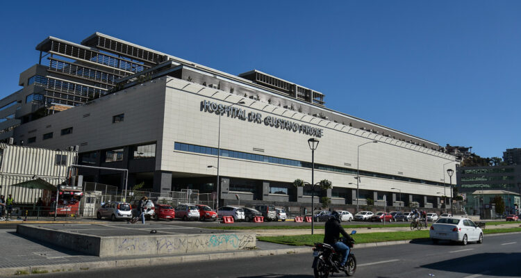 Denuncian intoxicación masiva alimentaria en funcionarios del Hospital Gustavo Fricke de Viña del Mar