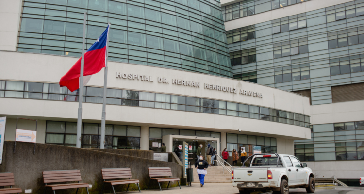 Frontis de Hospital de Temuco por nuevo procedimiento de acceso