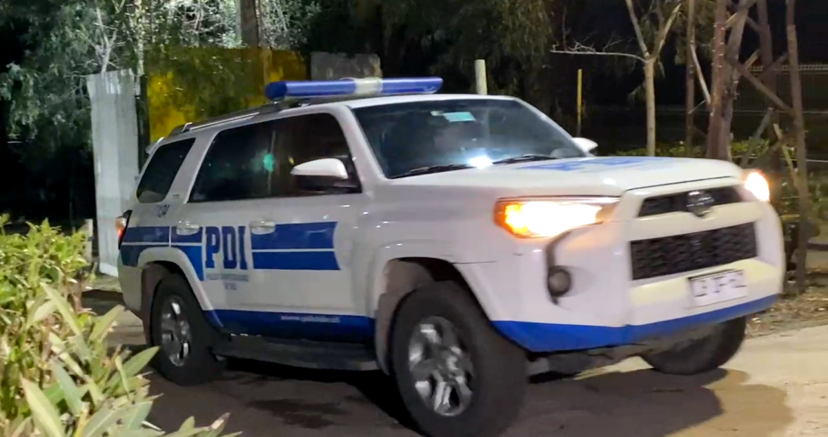 Indagan hallazgo de dos cuerpos en Maipú: uno habría saltado al río y el otro encontrado de casualidad