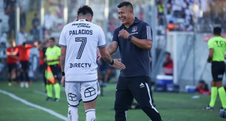 Jorge Almirón explicó ausencia de Carlos Palacios ante Everton
