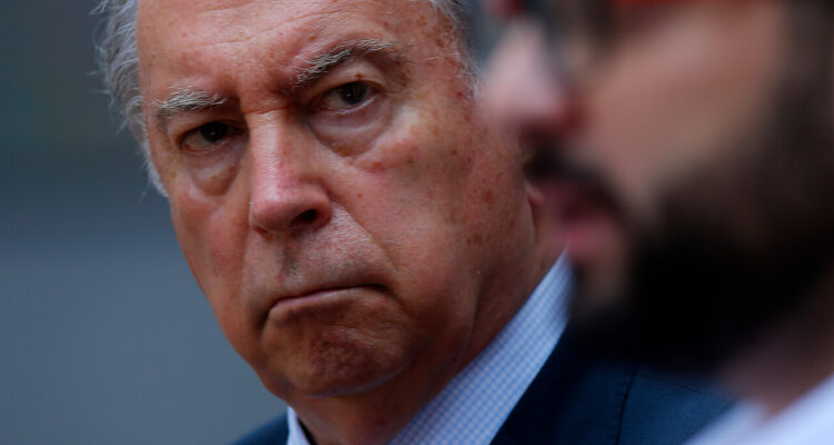 En la imagen, el embajador de Chile en Estados Unidos, Juan Gabriel Valdés.