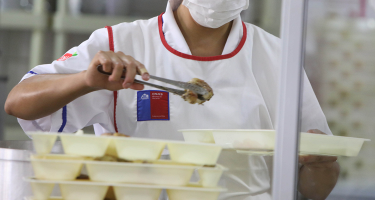 junaeb entrega de alimentos