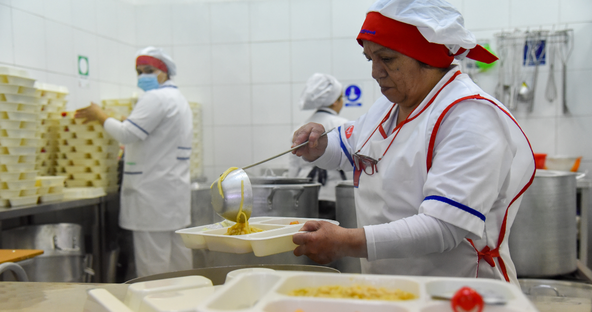 Junaeb entrega resultados de Encuesta de Vulnerabilidad: 25% no puede acceder a una correcta dieta