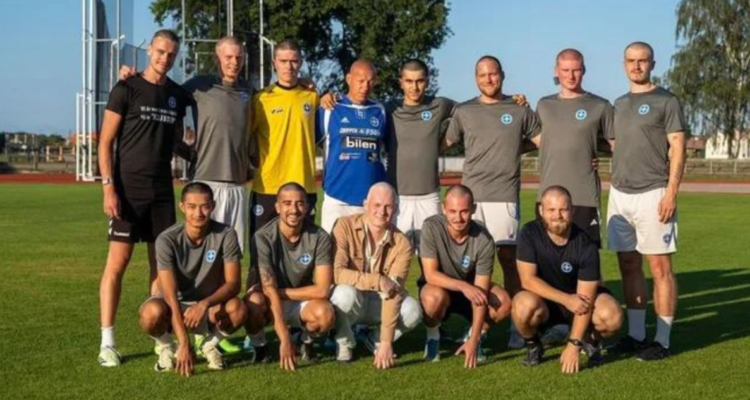 Digno de elogiar: el conmovedor gesto de plantel del fútbol sueco con capitán que padece cáncer