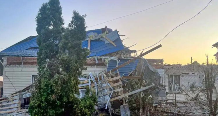 Casas destruidas en la región rusa de Kursk