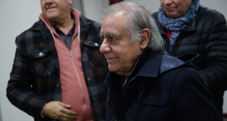 Lagos pone en duda continuidad del PC en el Gobierno: “Vamos a analizar en su mérito estos empujones”