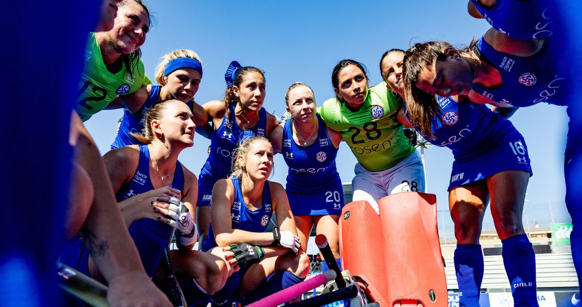 Diez Diablas chilenas al hockey césped del extranjero