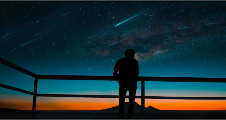 El máximo de la Lluvia de Perseidas en Chile mostrará hasta 150 meteoritos por hora: ¿cuándo verlas?