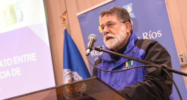 gobernador de los ríos luis cuvertino