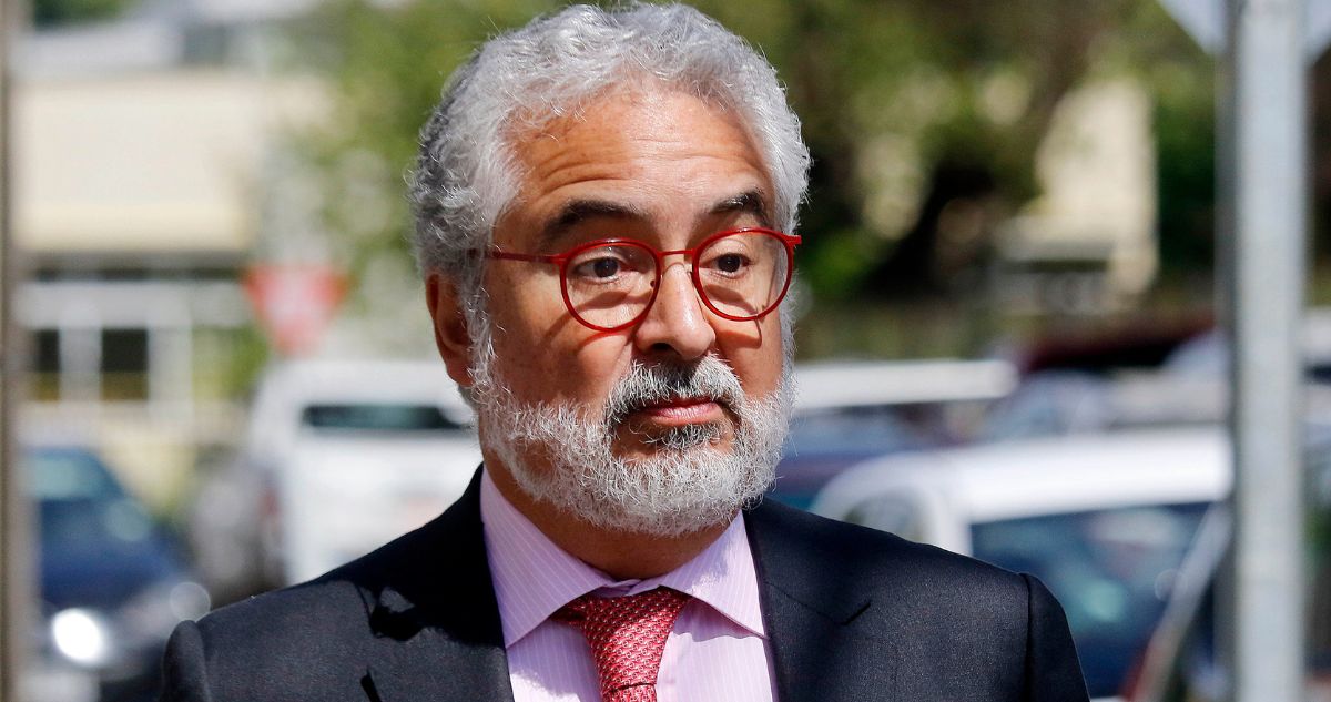 Luis Hermosilla llega a la Fiscalía Metropolitana Oriente para declarar como imputado en Caso Audio
