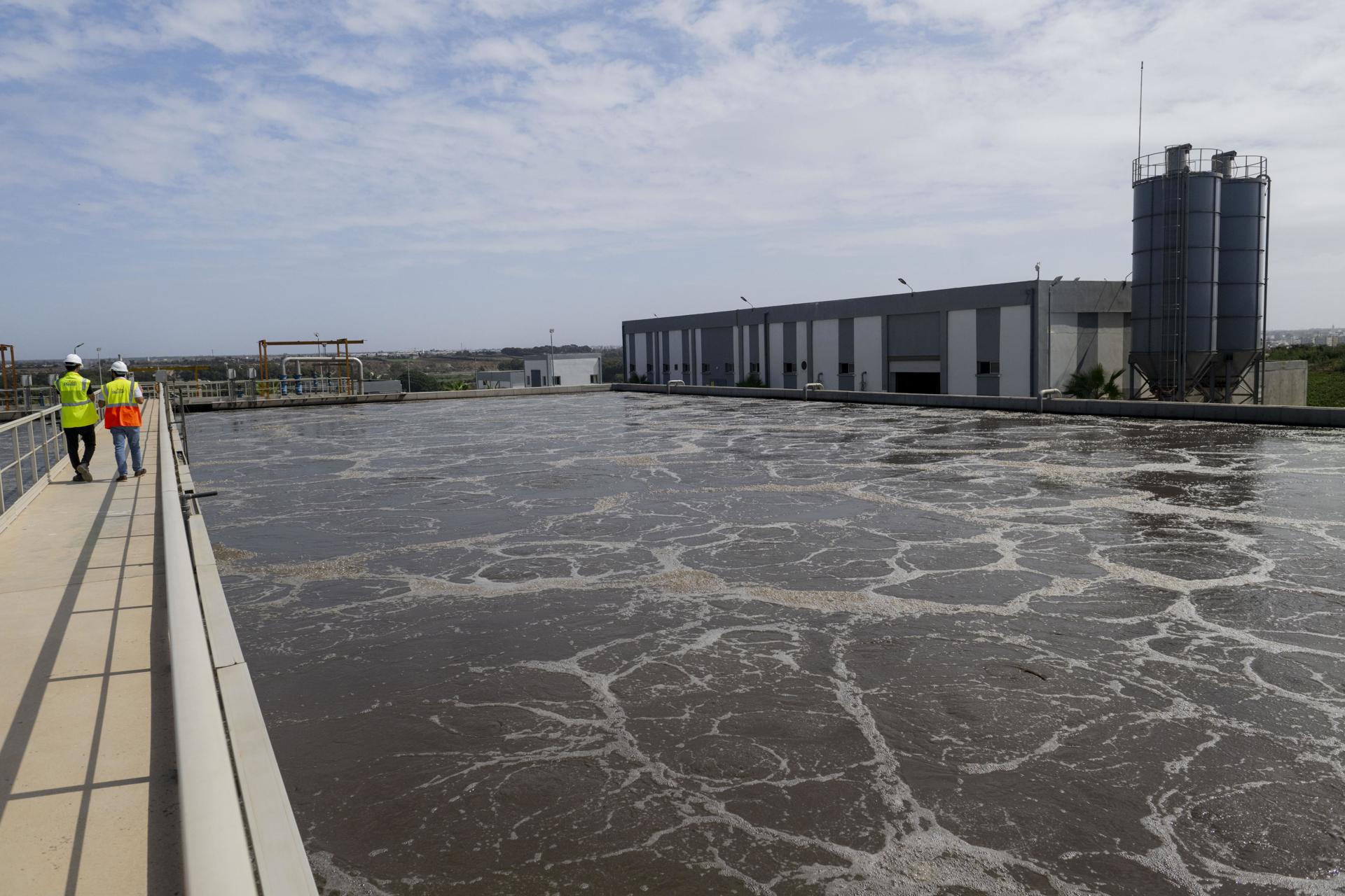 Vista de la planta de tratamiento de aguas residuales de Sale, Marruecos