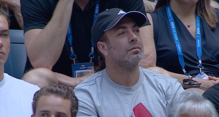 Massú viendo a Thiem